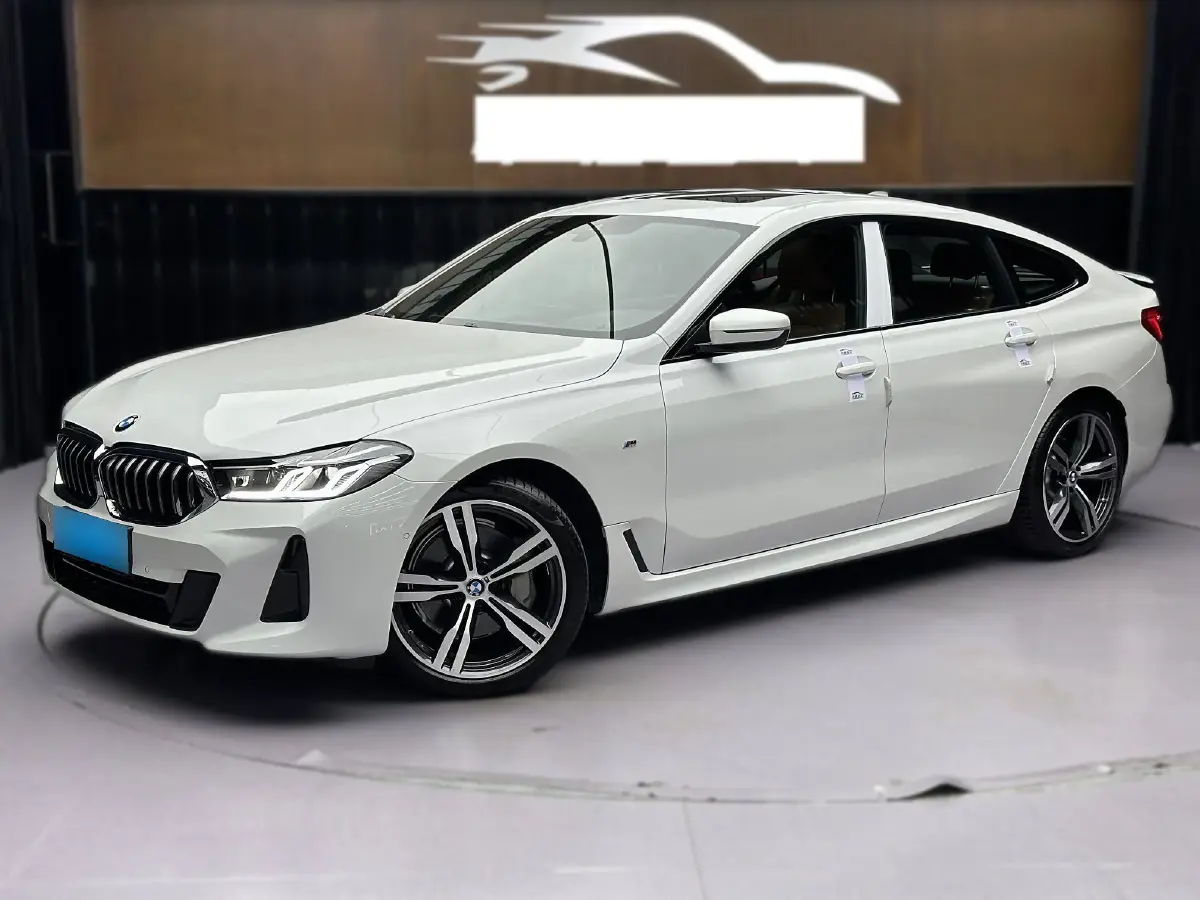 2022 BMW 6 Series GT 2.0T 245HP L4 8AT