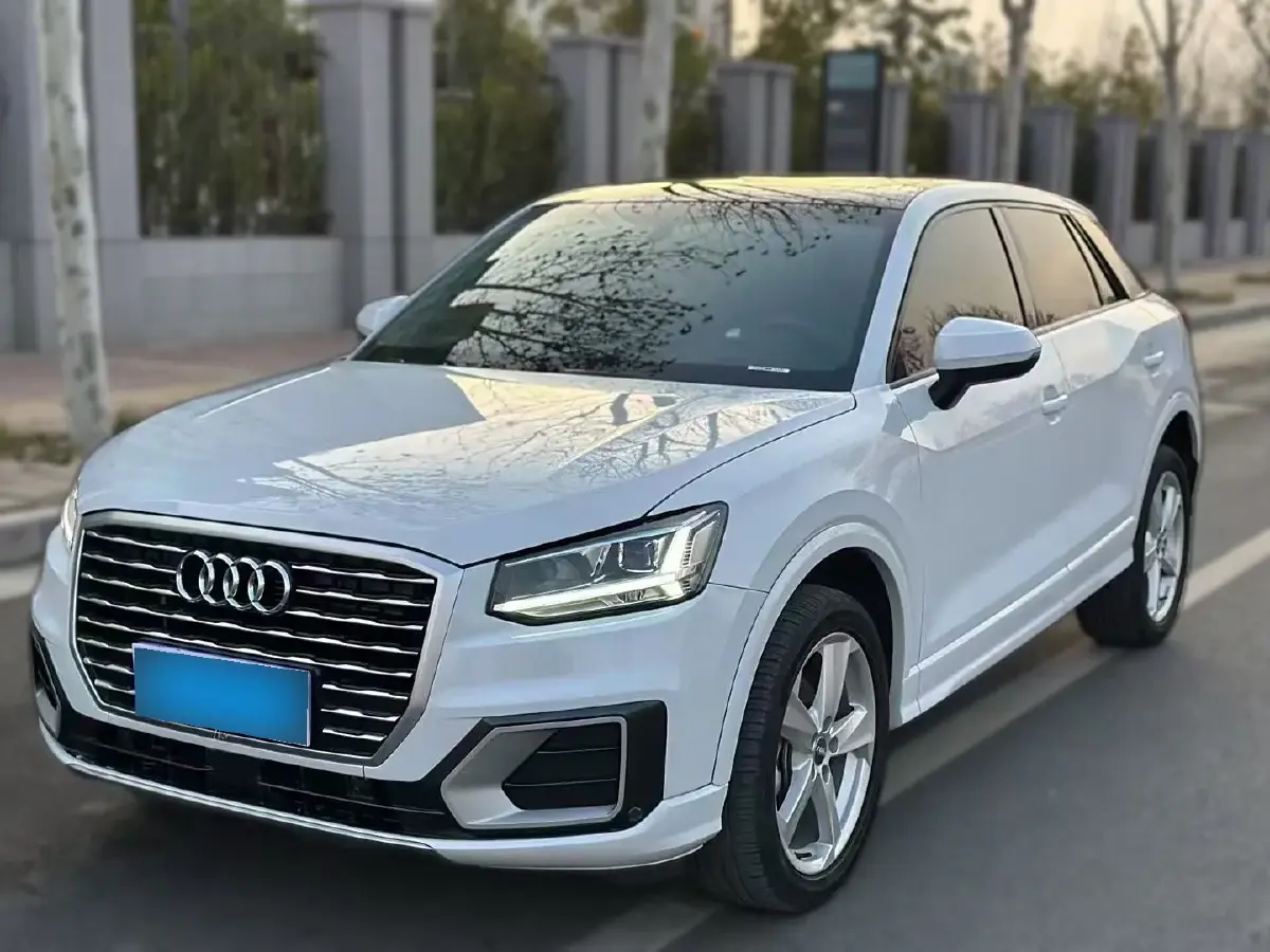 2020 Audi Q2L 1.4T 150HP L4 7DCT