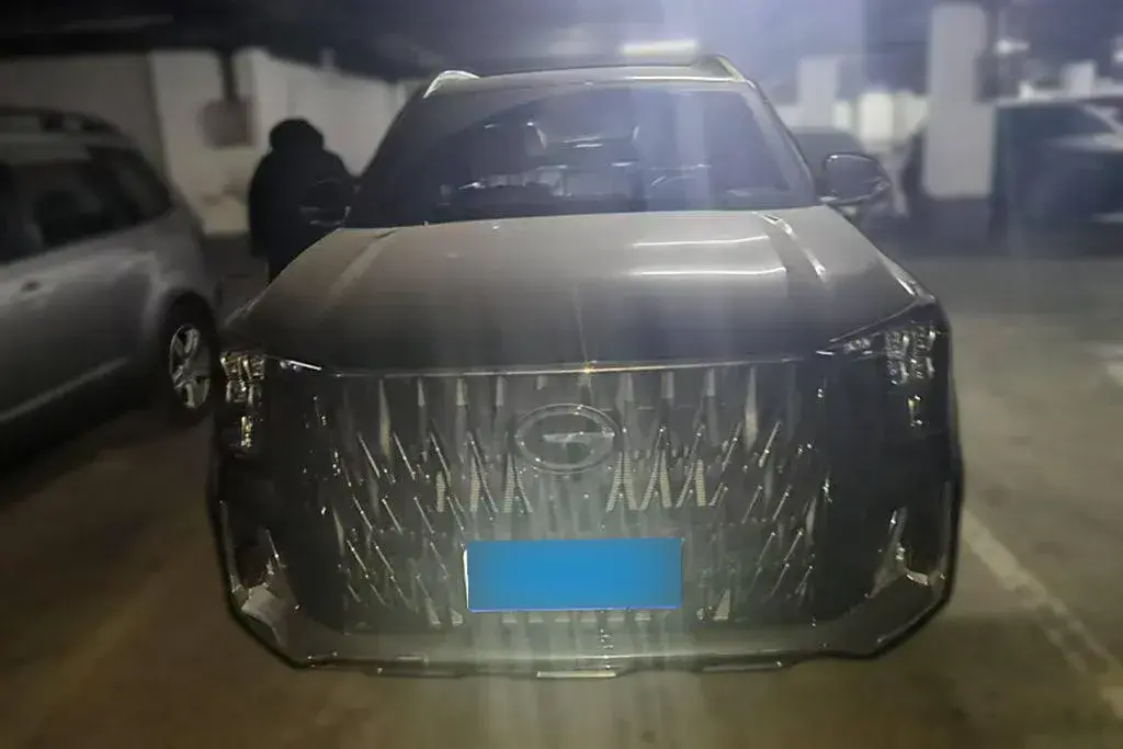 2022 GAC Trumpchi GS8 2.0T 190HP L4 E-CVT Hybrid