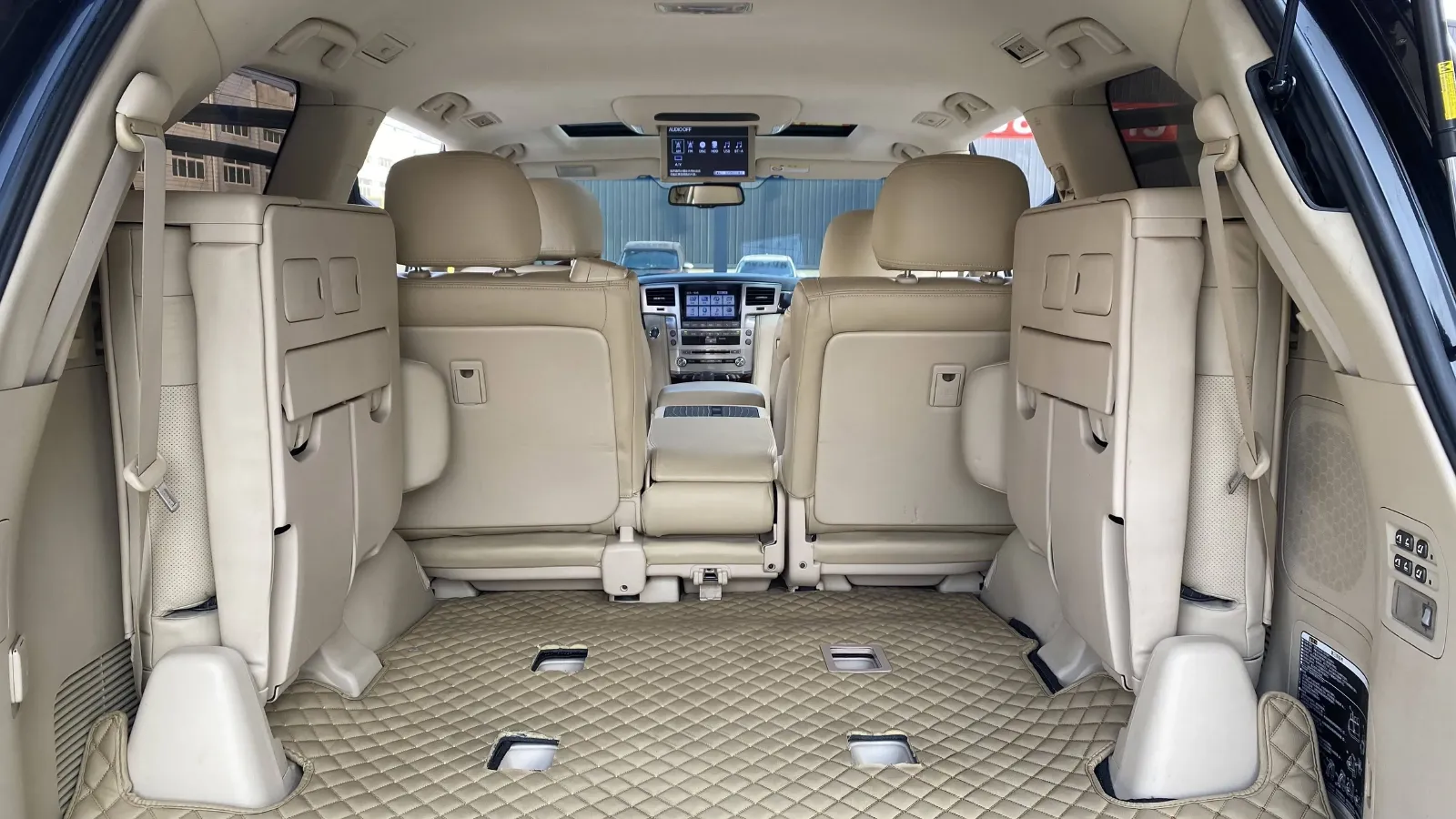 2013 Lexus LX 5.7L 367HP V8 6AT,autocango,china used car exporter,china ev exporter,chinese used car exporter,chinese used ev exporter