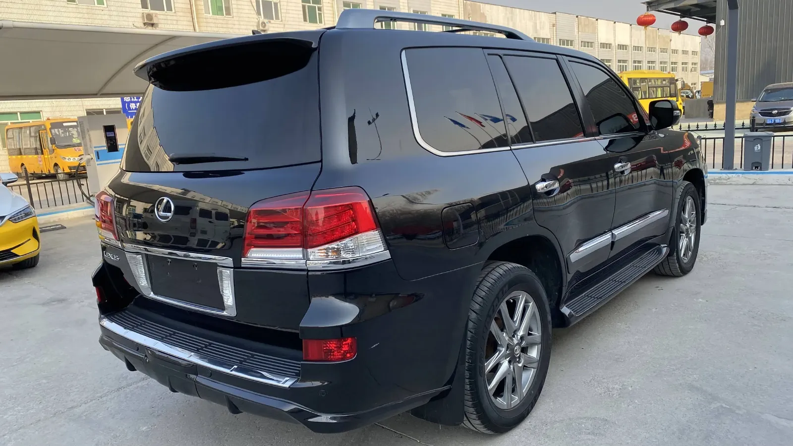2013 Lexus LX 5.7L 367HP V8 6AT,autocango,china used car exporter,china ev exporter,chinese used car exporter,chinese used ev exporter