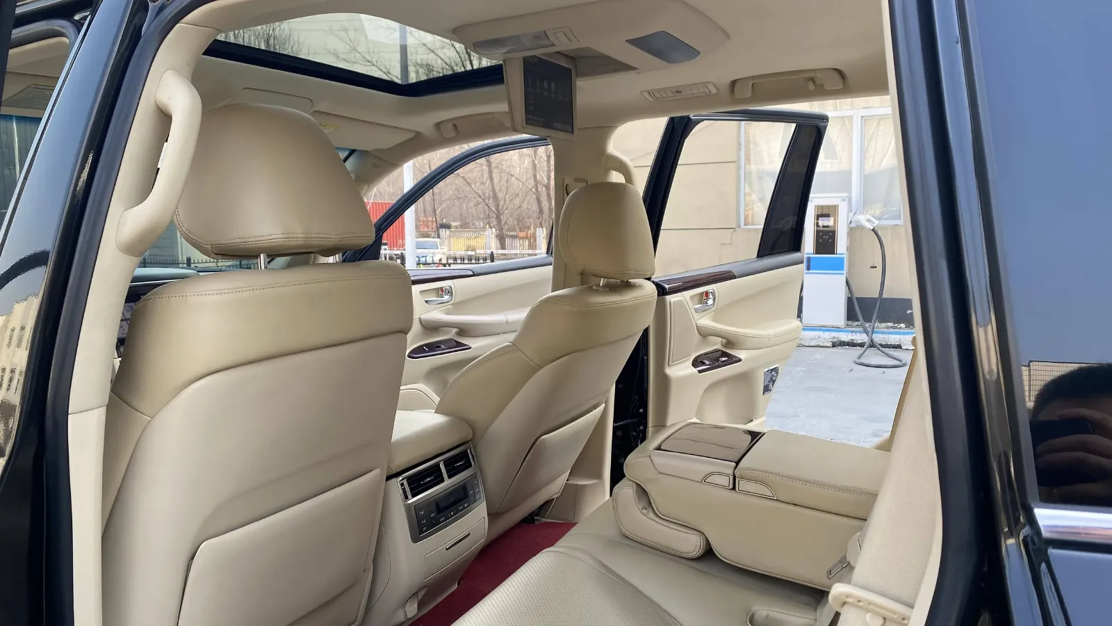 2013 Lexus LX 5.7L 367HP V8 6AT,autocango,china used car exporter,china ev exporter,chinese used car exporter,chinese used ev exporter