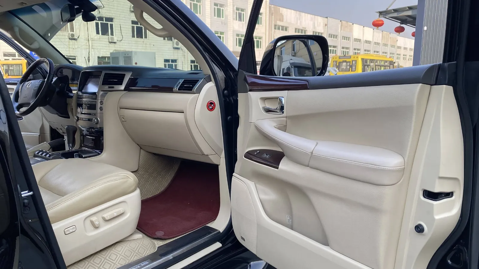 2013 Lexus LX 5.7L 367HP V8 6AT,autocango,china used car exporter,china ev exporter,chinese used car exporter,chinese used ev exporter