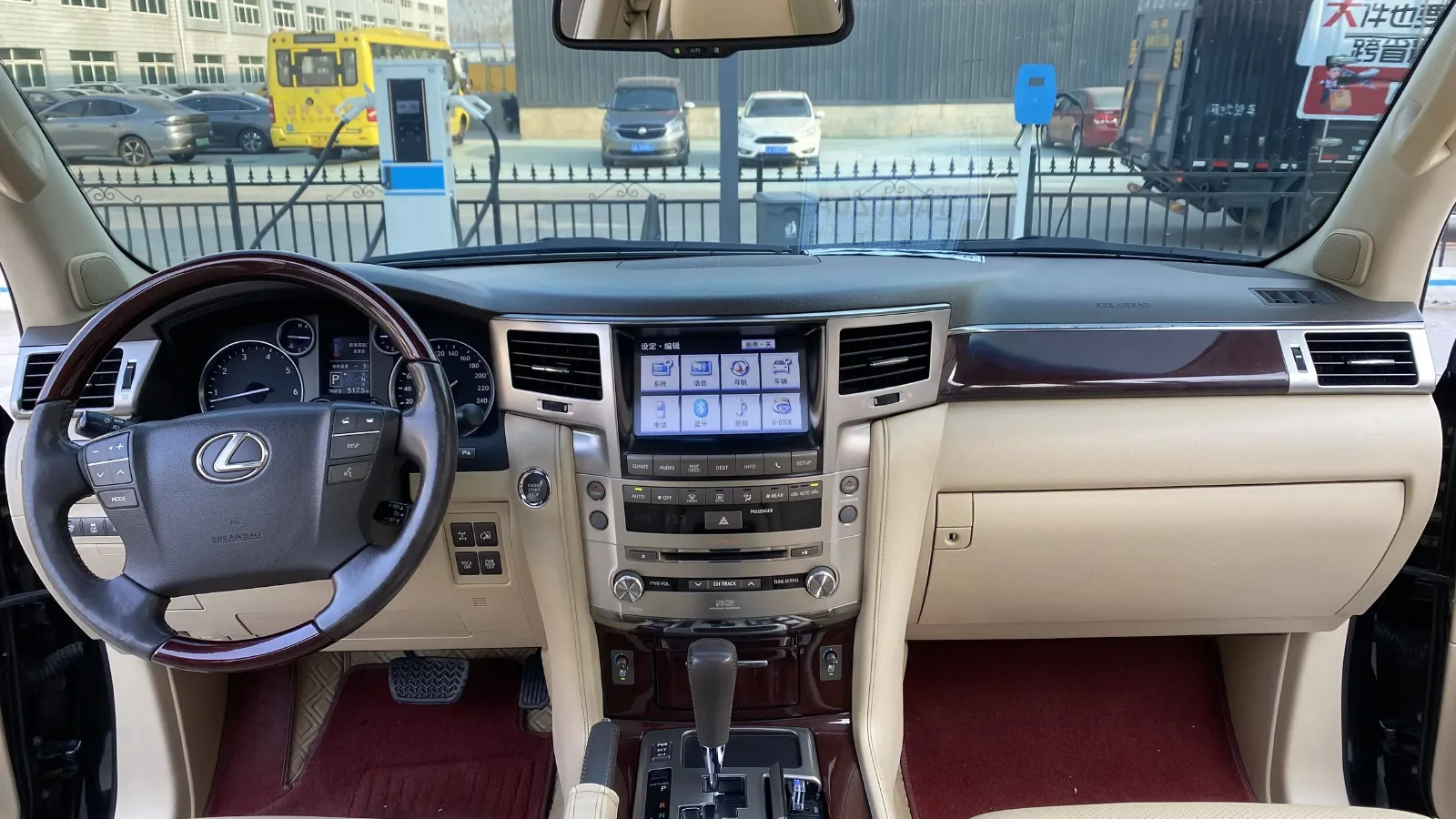 2013 Lexus LX 5.7L 367HP V8 6AT,autocango,china used car exporter,china ev exporter,chinese used car exporter,chinese used ev exporter