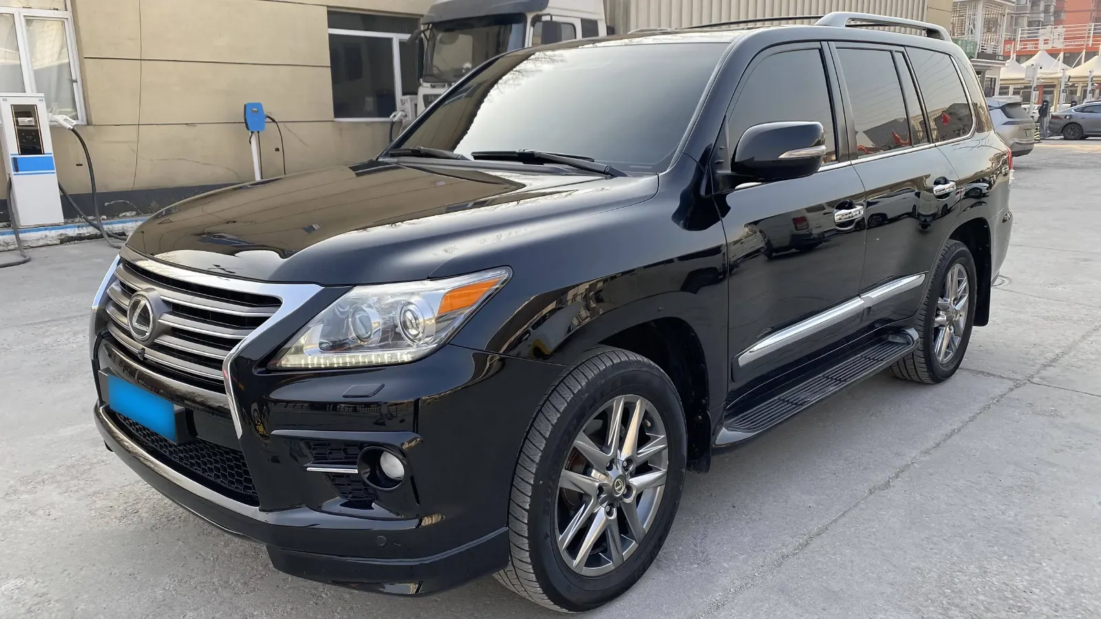 2013 Lexus LX 5.7L 367HP V8 6AT,autocango,china used car exporter,china ev exporter,chinese used car exporter,chinese used ev exporter