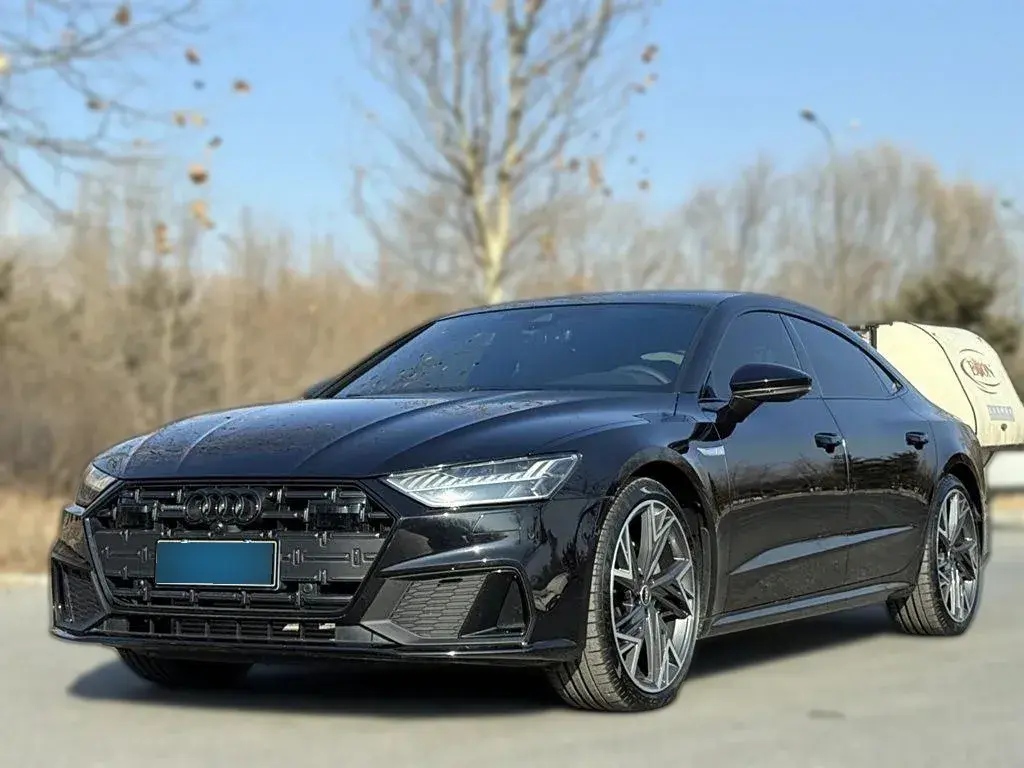 2024 Audi A7L 2.0T 245HP L4 7DCT