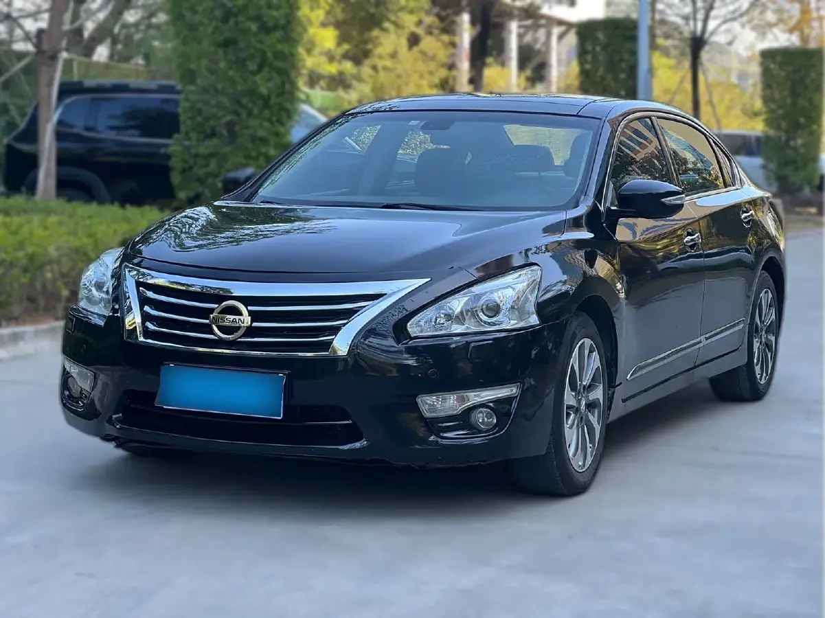 2014 Nissan Teana 2.5L 186HP L4 CVT