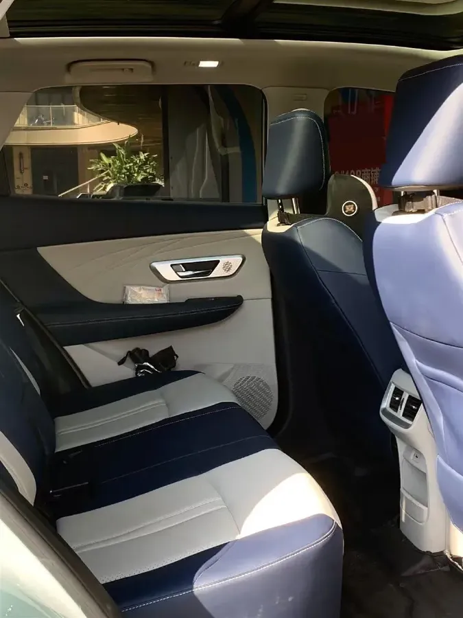 2022 DongFeng Aeolus HaoJi 1.5T 204HP L4 7DCT,autocango,china used car exporter,china ev exporter,chinese used car exporter,chinese used ev exporter