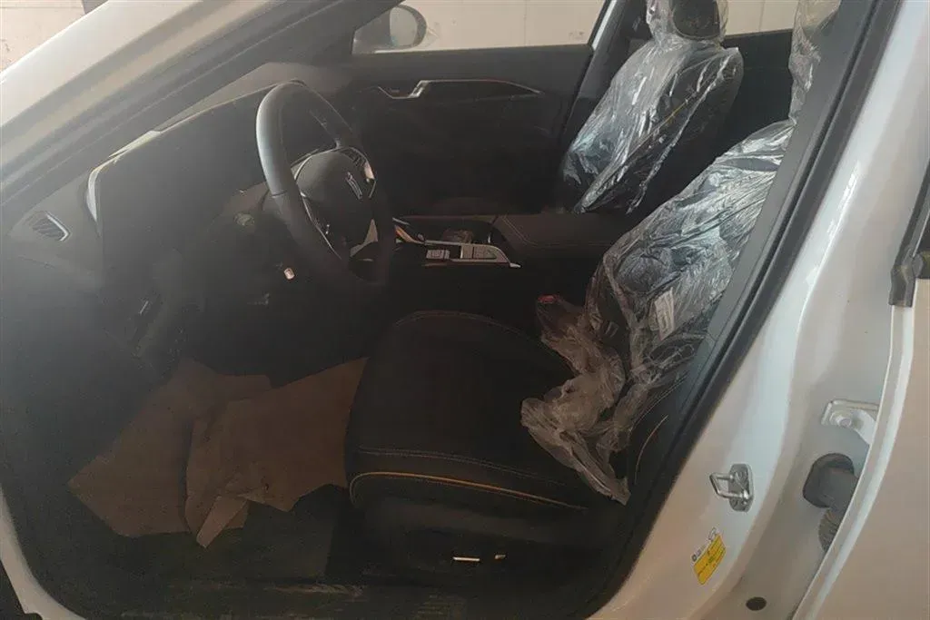 2022 Bestune B70S 1.5T 169HP L4 7DCT,autocango,china used car exporter,china ev exporter,chinese used car exporter,chinese used ev exporter