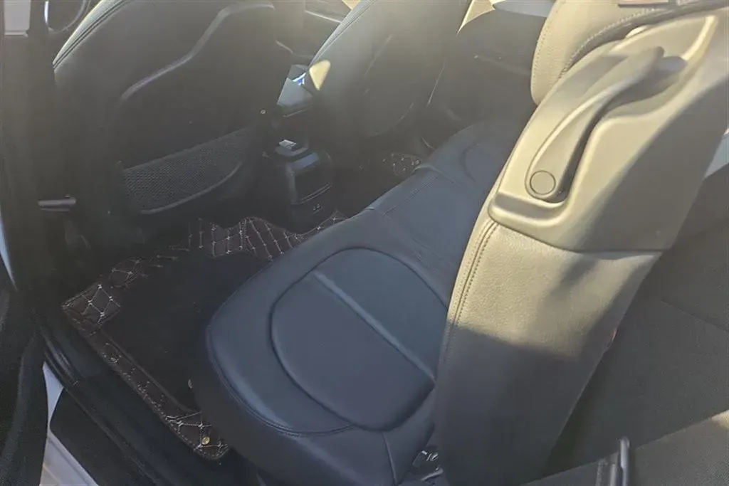 2019 BMW 2 Series SUV 1.5T 140HP L3 7DCT,autocango,china used car exporter,china ev exporter,chinese used car exporter,chinese used ev exporter