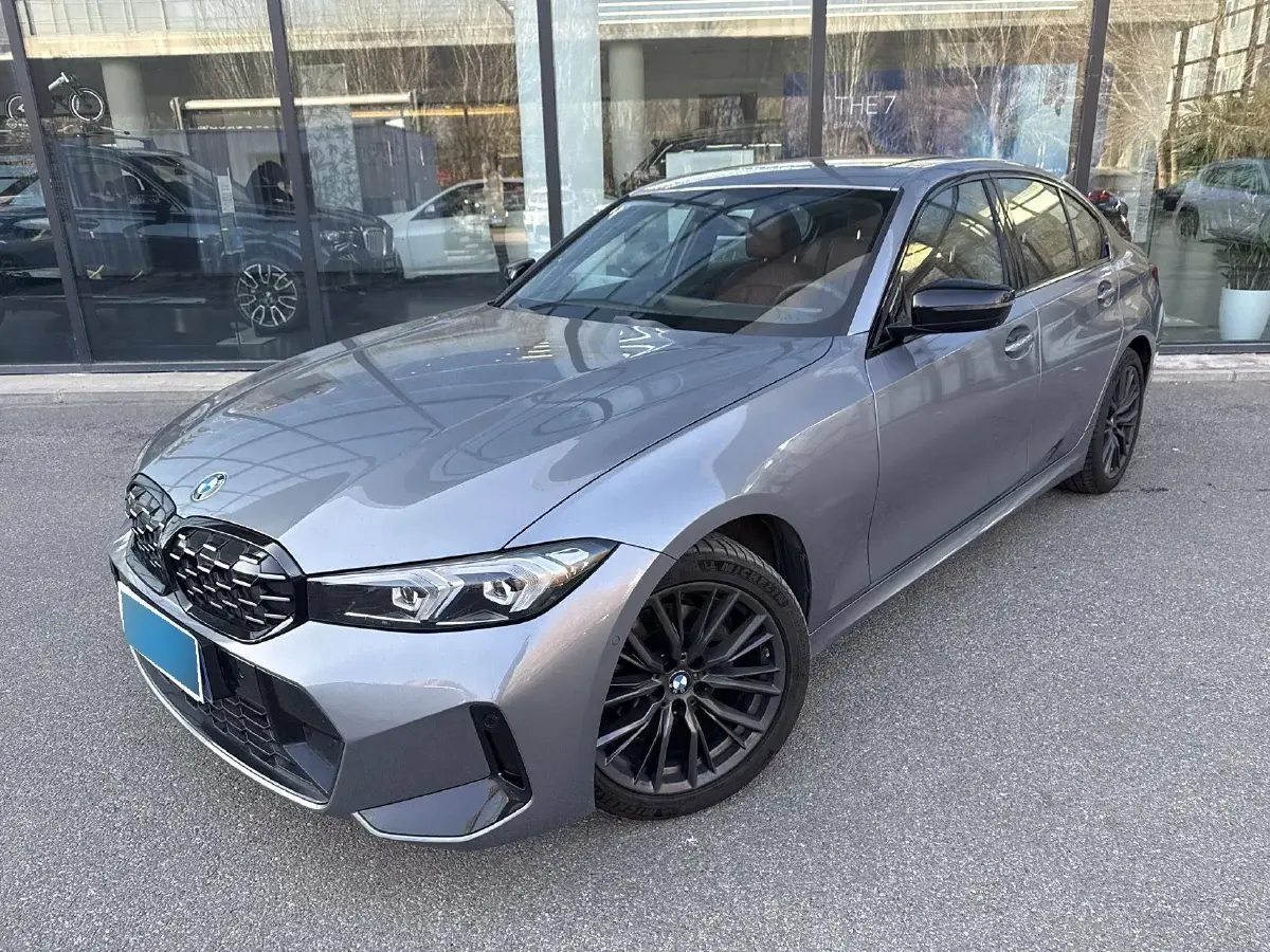 2024 BMW 3 Series 2.0T 184HP L4 8AT