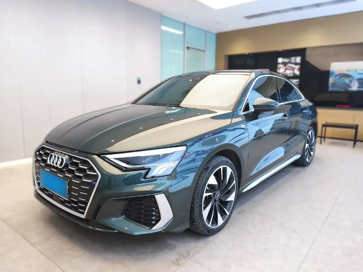 2022 Audi A3 1.4T 150HP L4 7DCT