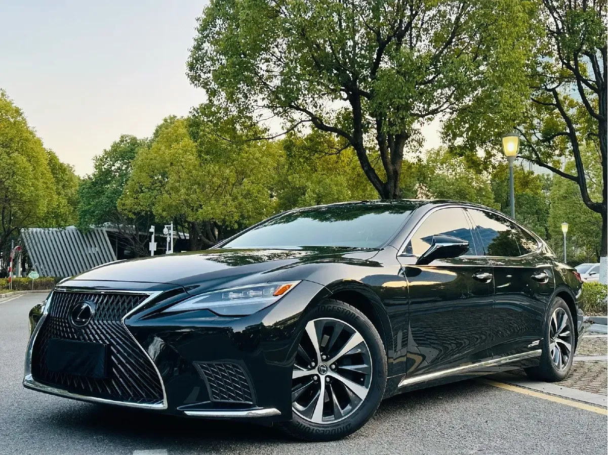 2021 Lexus LS 3.5L 299HP V6 E-CVT Hybrid,autocango,china used car exporter,china ev exporter,chinese used car exporter,chinese used ev exporter
