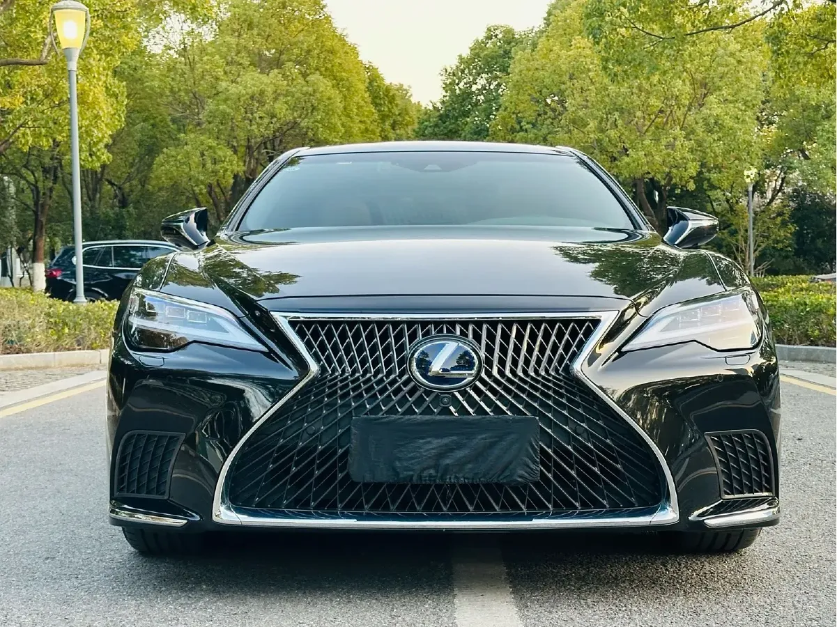 2021 Lexus LS 3.5L 299HP V6 E-CVT Hybrid,autocango,china used car exporter,china ev exporter,chinese used car exporter,chinese used ev exporter