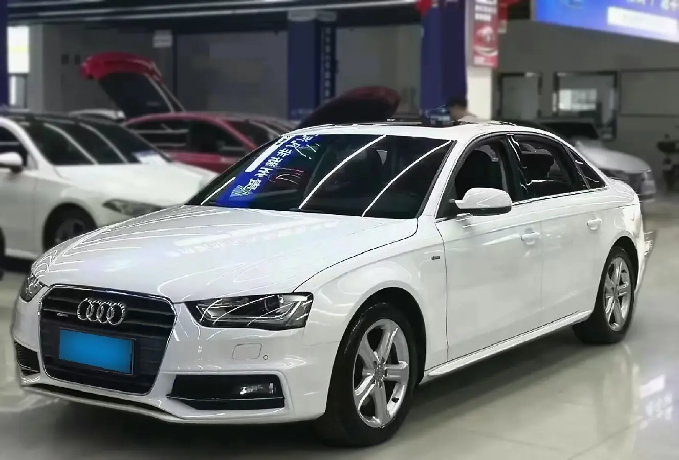 2015 Audi A4L 2.0T 180HP L4 CVT