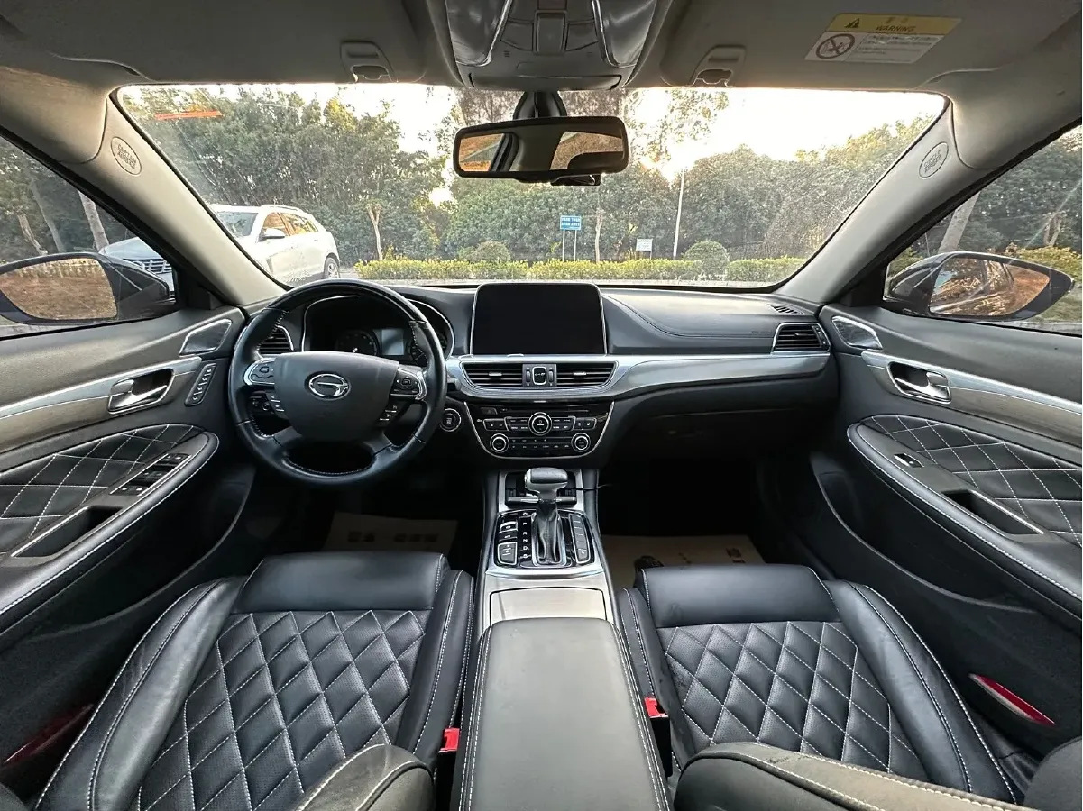 2017 GAC Trumpchi GA8 1.8T 188HP L4 6AT,autocango,china used car exporter,china ev exporter,chinese used car exporter,chinese used ev exporter