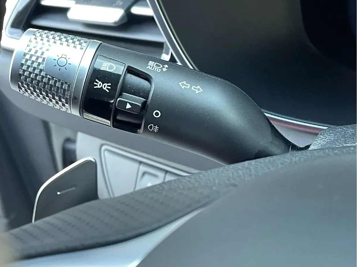 2024 Genesis G70 2.0T 245HP L4 8AT,autocango,china used car exporter,china ev exporter,chinese used car exporter,chinese used ev exporter