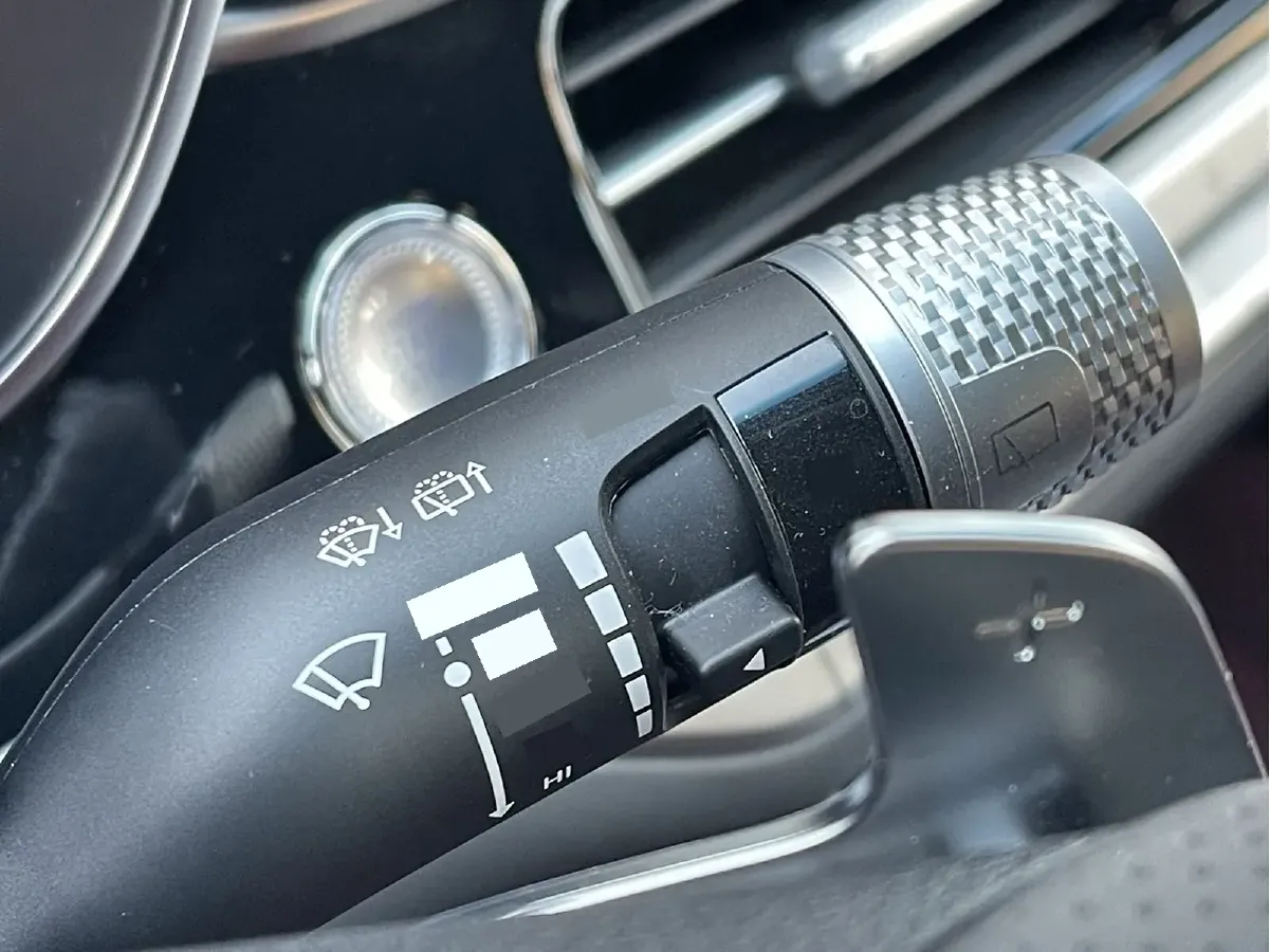 2024 Genesis G70 2.0T 245HP L4 8AT,autocango,china used car exporter,china ev exporter,chinese used car exporter,chinese used ev exporter