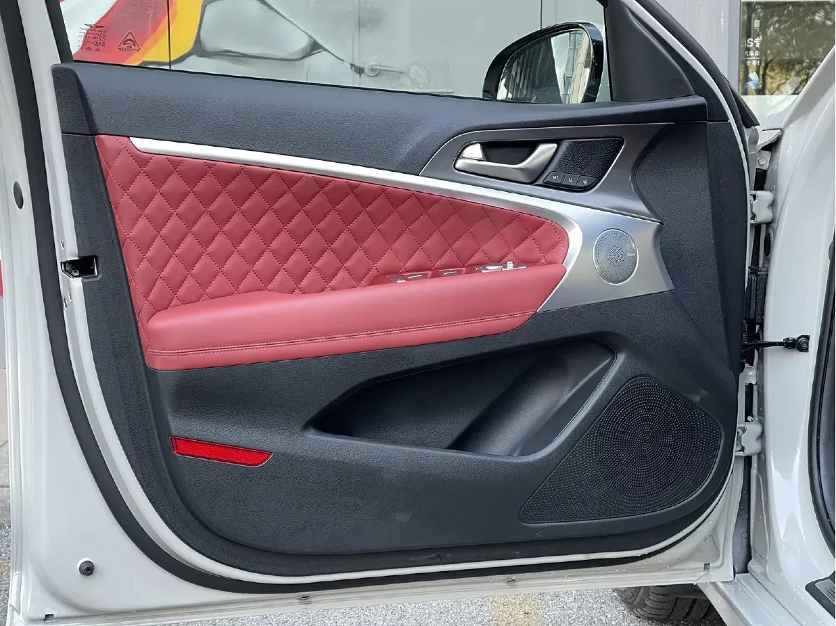 2024 Genesis G70 2.0T 245HP L4 8AT,autocango,china used car exporter,china ev exporter,chinese used car exporter,chinese used ev exporter