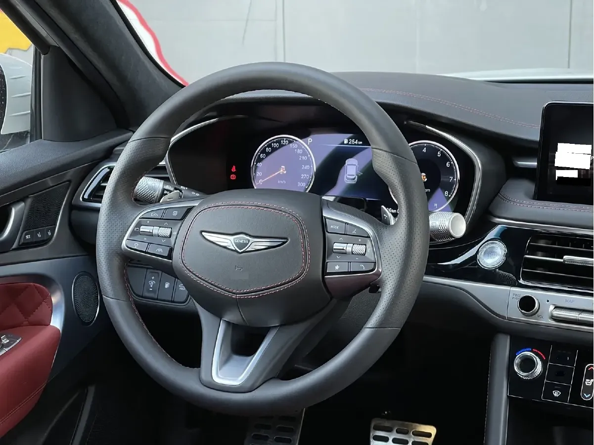 2024 Genesis G70 2.0T 245HP L4 8AT,autocango,china used car exporter,china ev exporter,chinese used car exporter,chinese used ev exporter