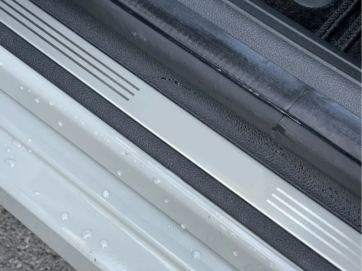 2024 Genesis G70 2.0T 245HP L4 8AT,autocango,china used car exporter,china ev exporter,chinese used car exporter,chinese used ev exporter