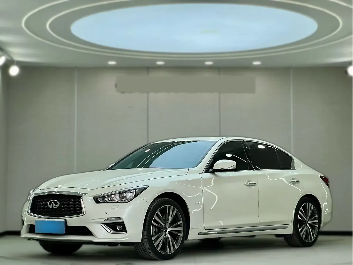 2022 Infiniti Q50L 2.0T 211HP L4 7AT