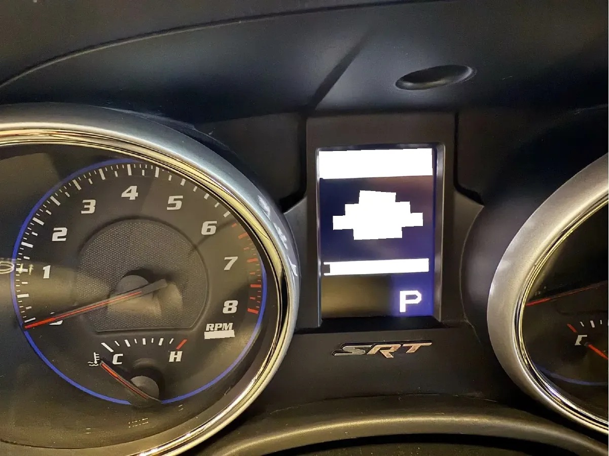 2013 Jeep Grand Cherokee SRT 6.4L 468HP V8 5AT,autocango,china used car exporter,china ev exporter,chinese used car exporter,chinese used ev exporter