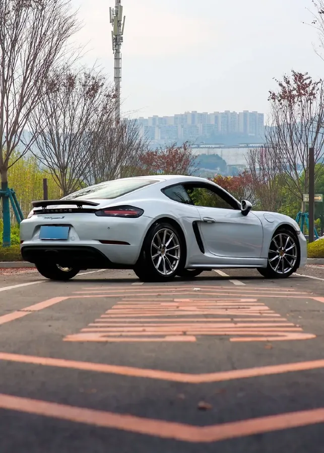 2016 Porsche 718 2.0T 250HP H4 7DCT,autocango,china used car exporter,china ev exporter,chinese used car exporter,chinese used ev exporter