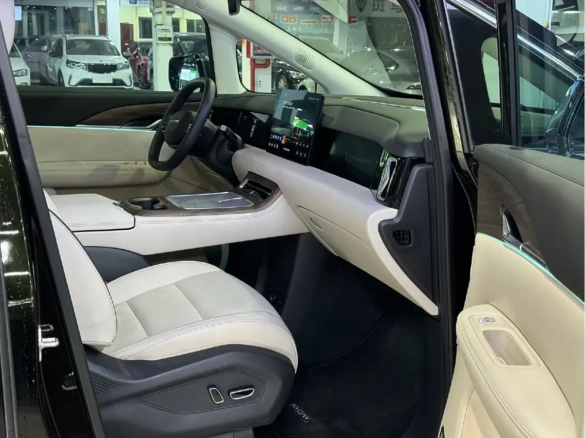 2023 Hycan V09 BEV 114.19KWH,autocango,china used car exporter,china ev exporter,chinese used car exporter,chinese used ev exporter