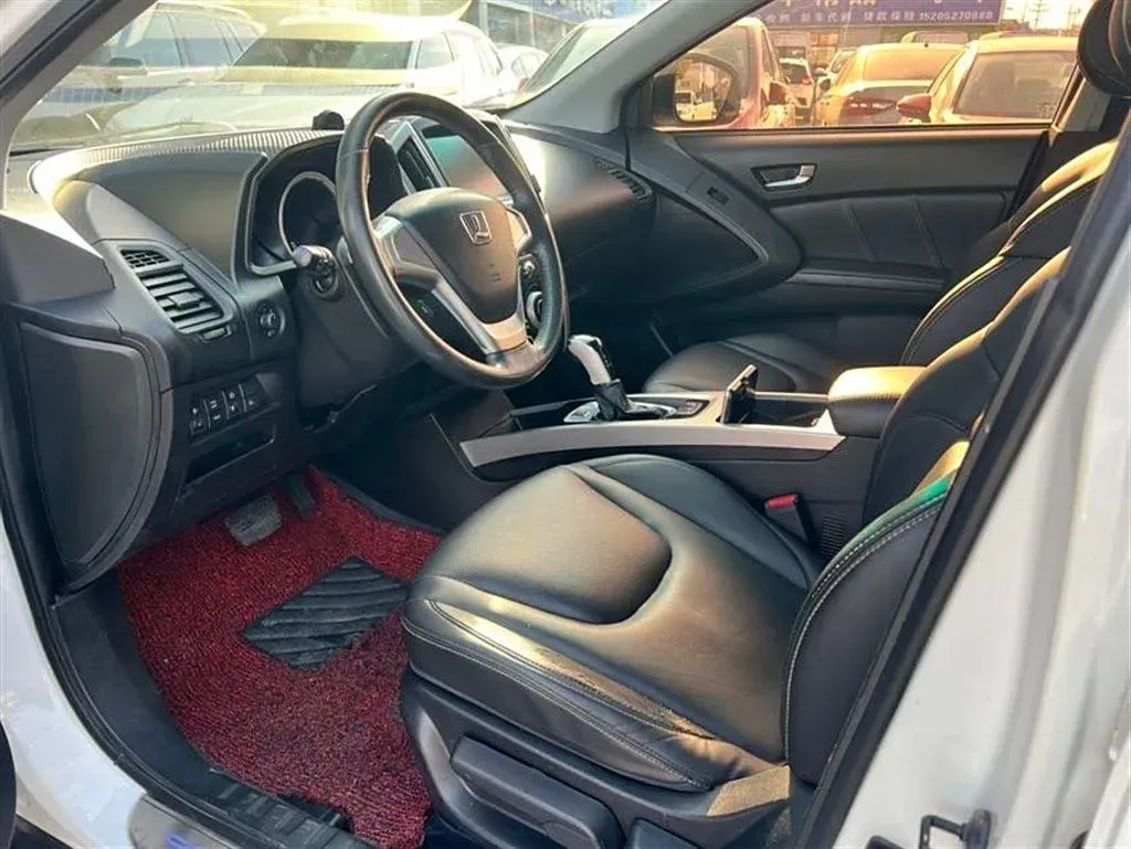 2015 Luxgen 6 SUV 1.8T 180HP L4 6AT,autocango,china used car exporter,china ev exporter,chinese used car exporter,chinese used ev exporter