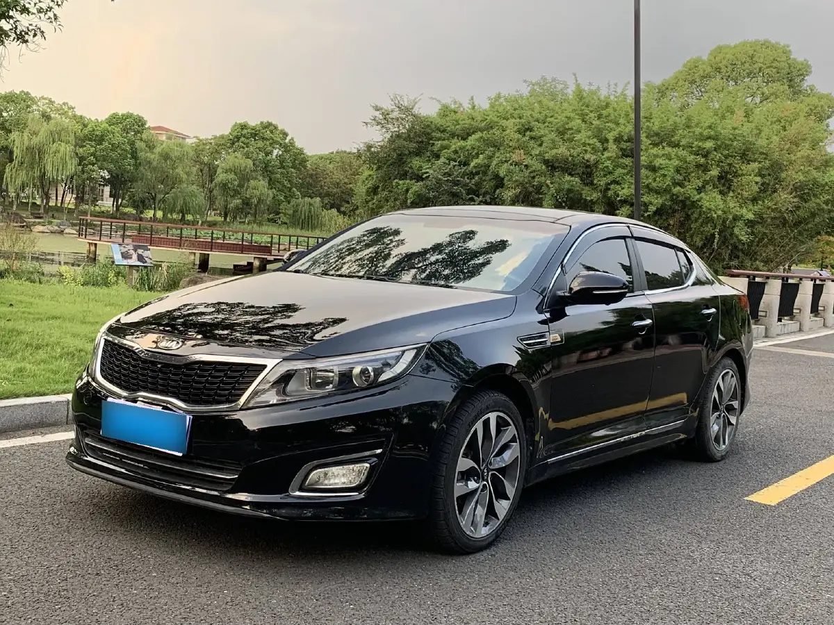 2014 Kia K5 2.0L 162HP L4 6AT