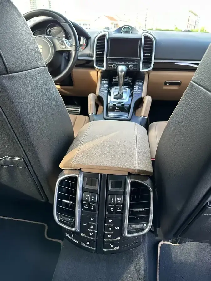2014 Porsche Cayenne 3.0T 333HP V6 8AT,autocango,china used car exporter,china ev exporter,chinese used car exporter,chinese used ev exporter