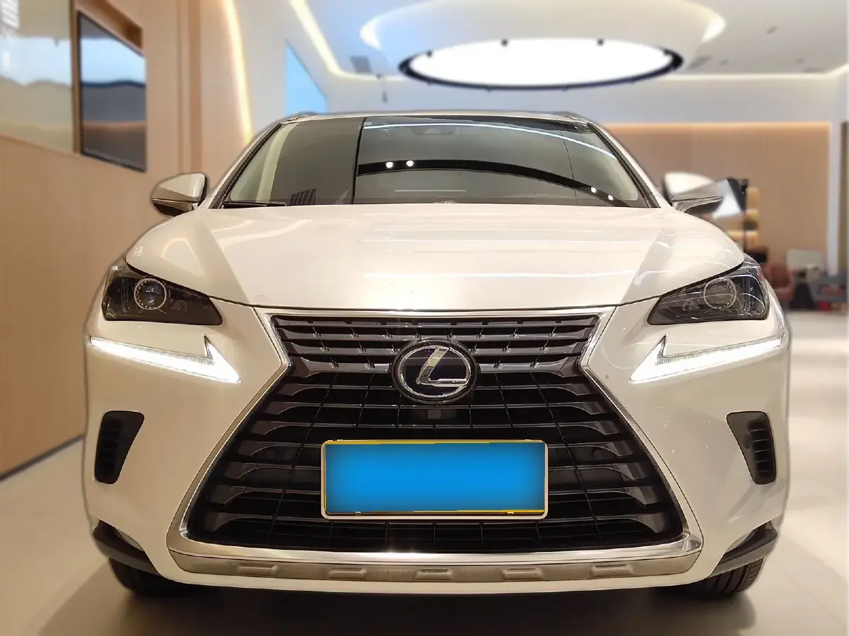 2020 Lexus NX 2.5L 155HP L4 E-CVT Hybrid