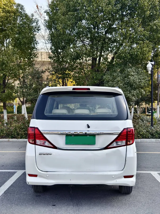 2018 Yema SiPaiKa 1.5L 112HP L4 5MT,autocango,china used car exporter,china ev exporter,chinese used car exporter,chinese used ev exporter