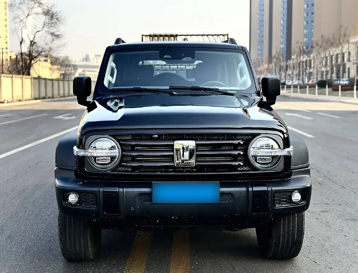 2023 Tank 300 2.0T 227HP L4 8AT