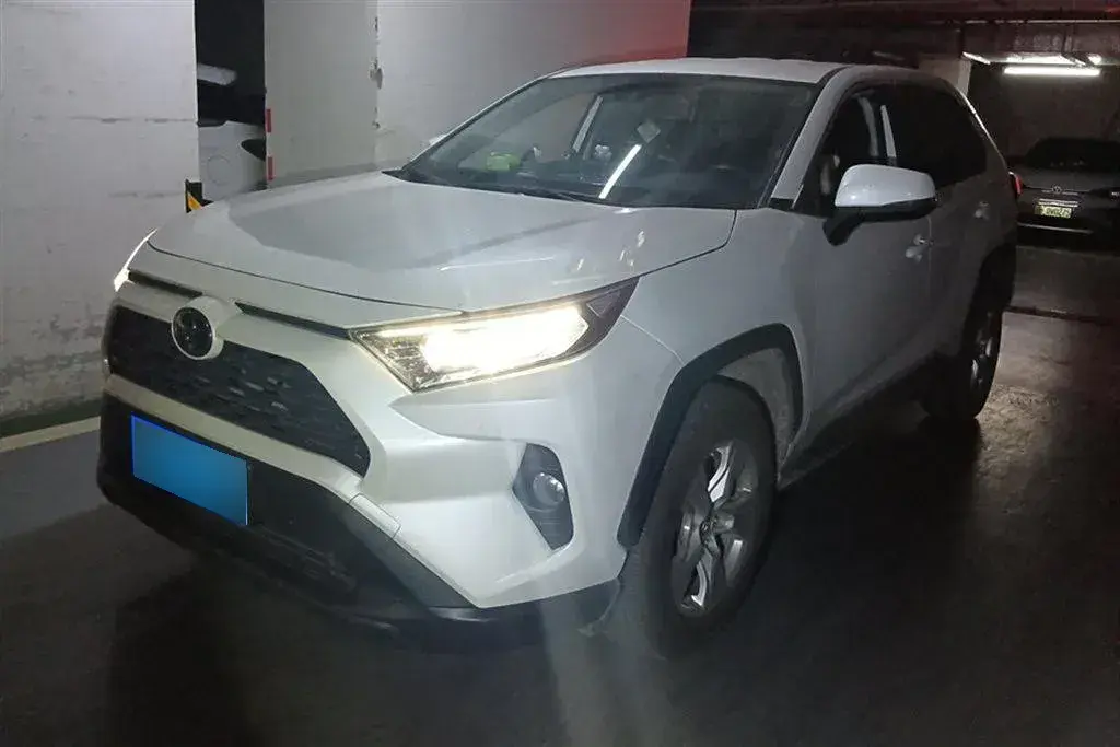2021 Toyota RAV4 2.0L 171HP L4 CVT