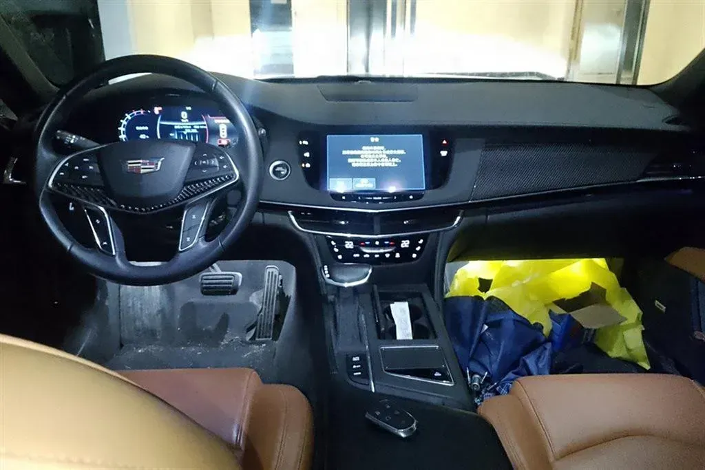 2017 Cadillac CT6 2.0T 276HP L4 8AT,autocango,china used car exporter,china ev exporter,chinese used car exporter,chinese used ev exporter