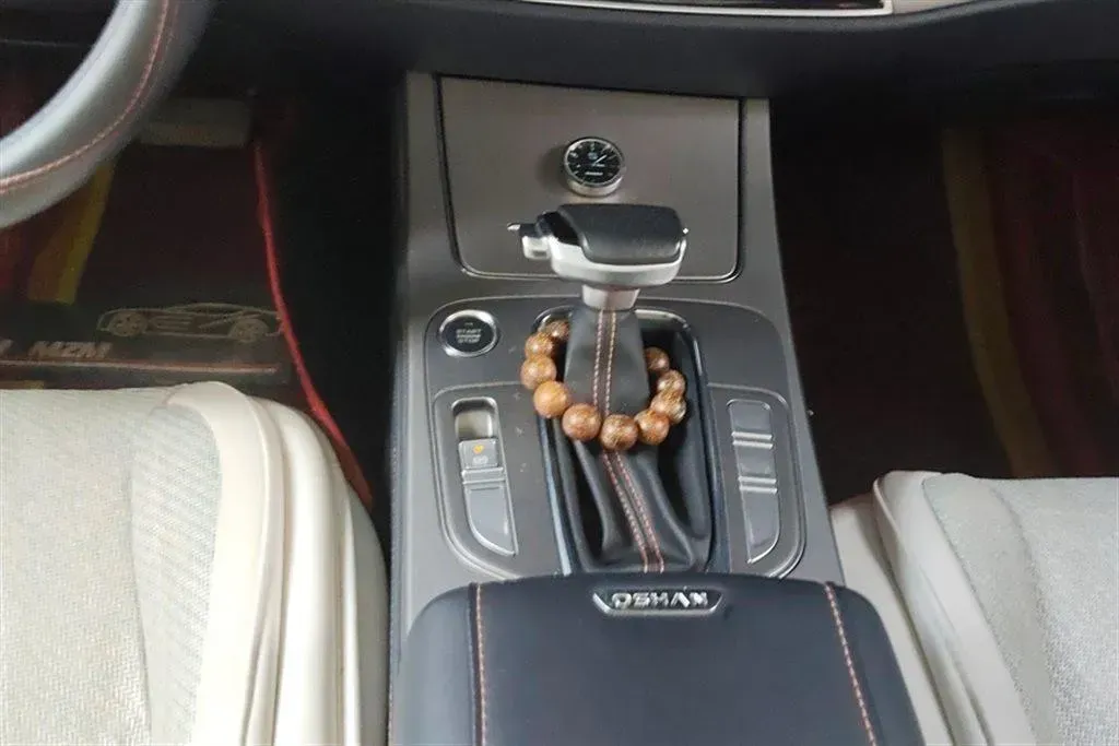 2020 ChangAn Oshan X7 1.5T 178HP L4 7DCT,autocango,china used car exporter,china ev exporter,chinese used car exporter,chinese used ev exporter