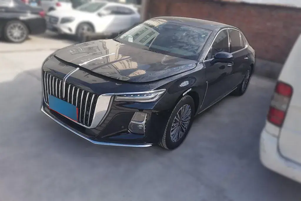 2023 HongQi H5 2.0T 224HP L4 8AT