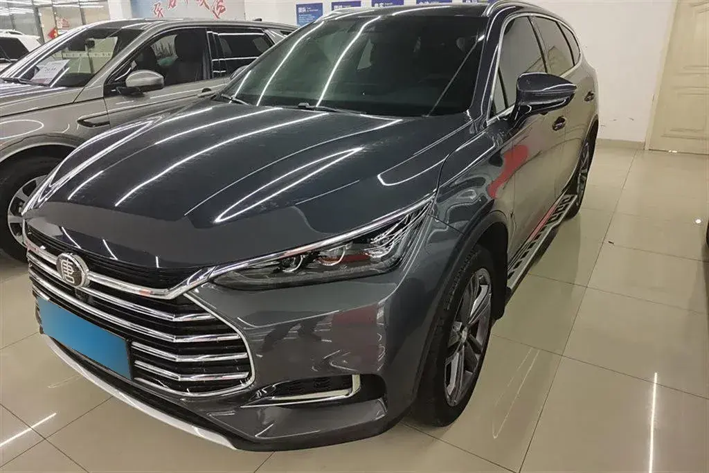2021 BYD Tang 2.0T 192HP L4 6AT