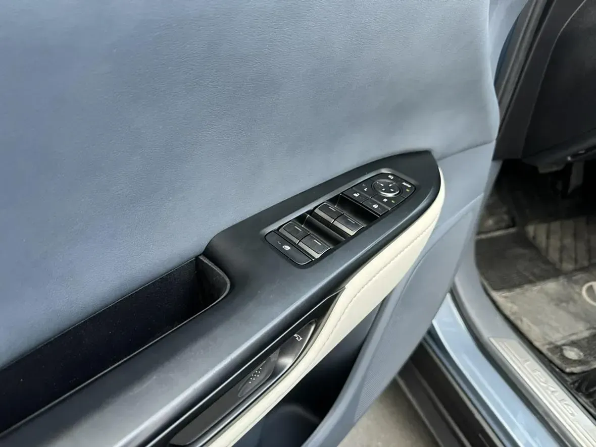 2023 Lexus RZ BEV 66KWH,autocango,china used car exporter,china ev exporter,chinese used car exporter,chinese used ev exporter