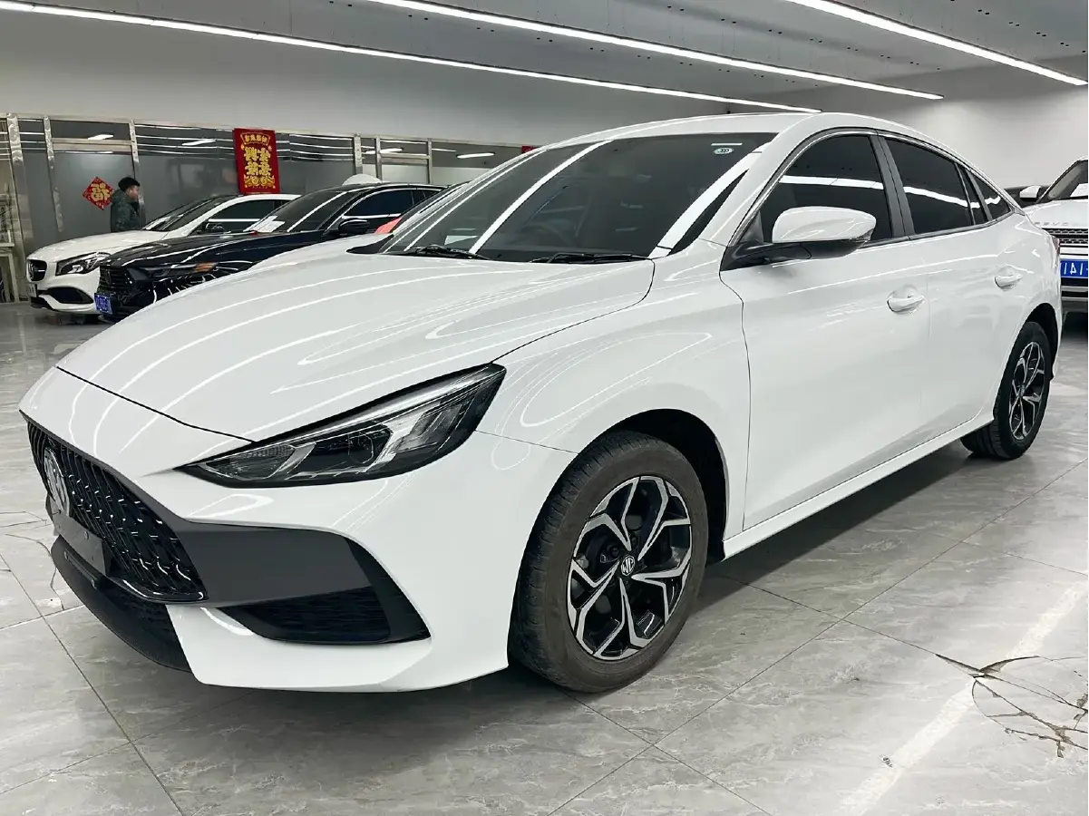 2023 MG 5 1.5L 129HP L4 CVT