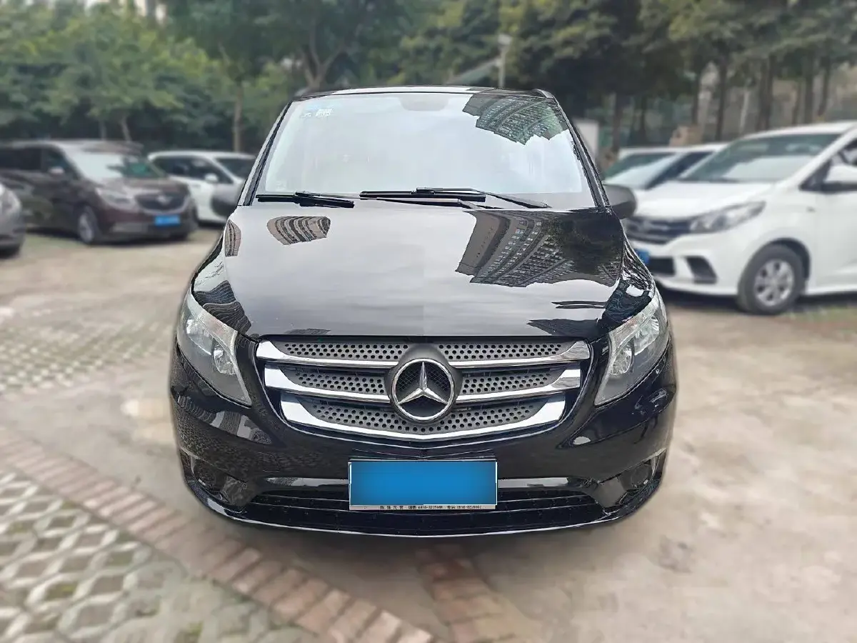 2016 Mercedes-Benz Vito 2.0T 211HP L4 7AT