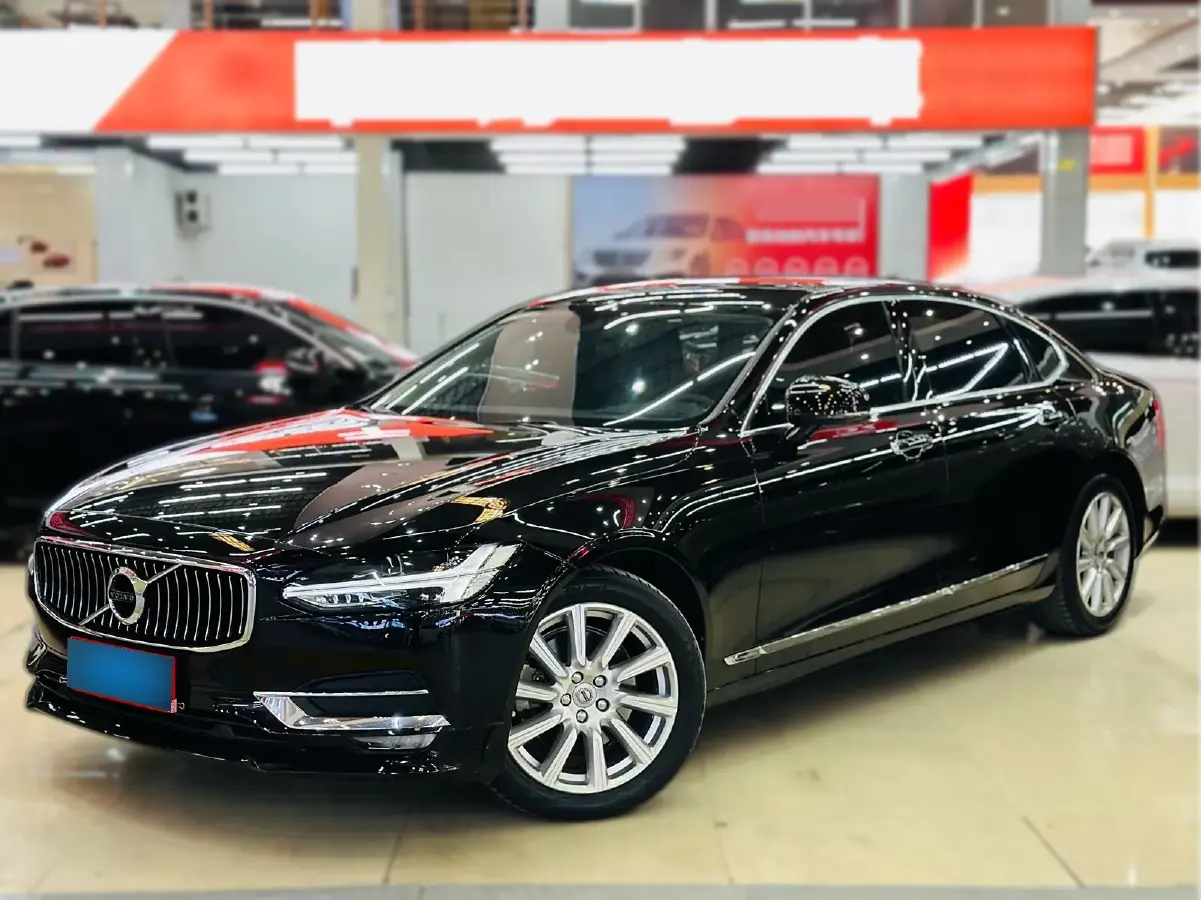 2020 Volvo S90 2.0T 254HP L4 8AT