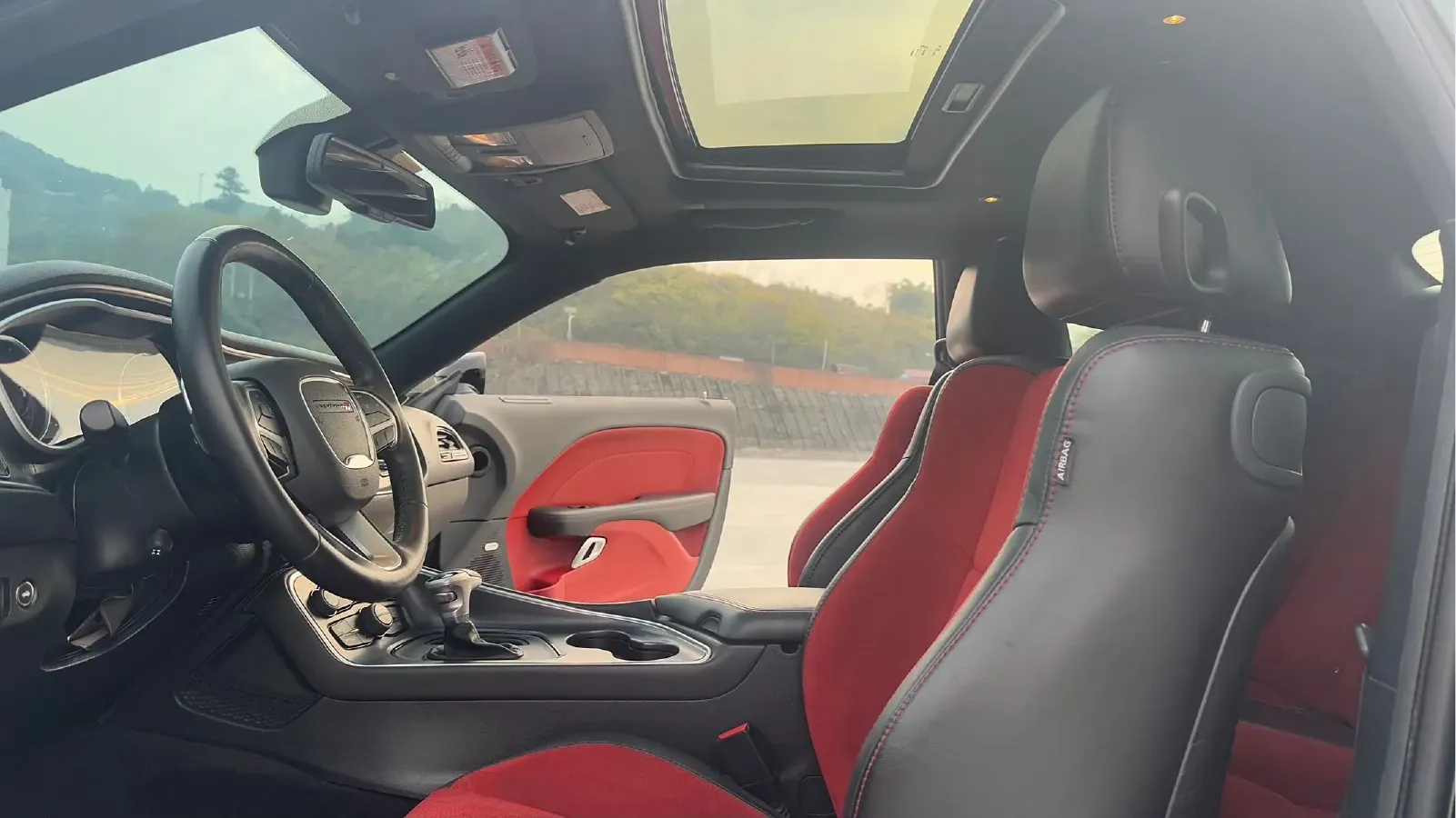 2019 Dodge Challenger SRT 6.2T 728HP V8 8AT,autocango,china used car exporter,china ev exporter,chinese used car exporter,chinese used ev exporter