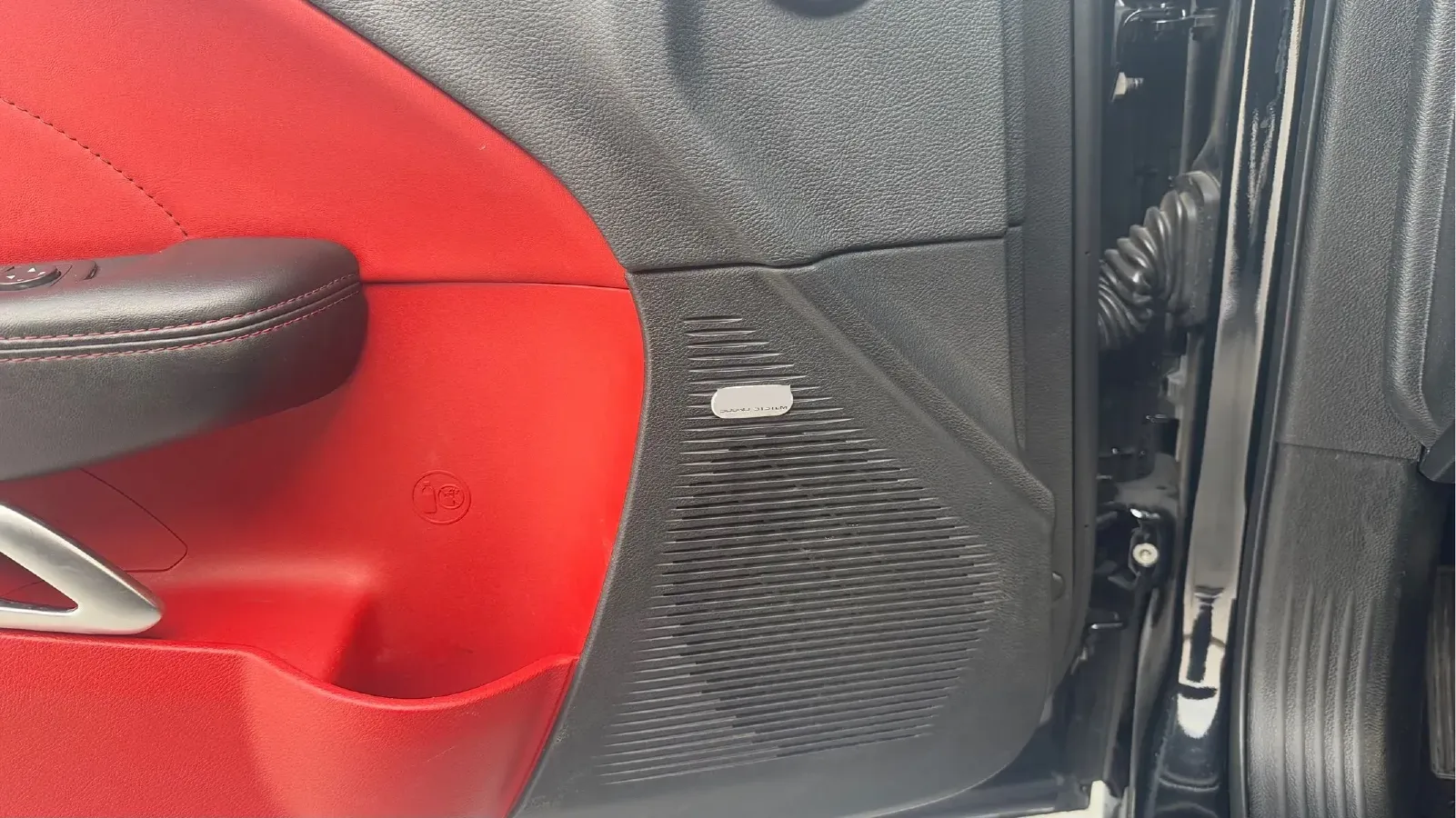 2019 Dodge Challenger SRT 6.2T 728HP V8 8AT,autocango,china used car exporter,china ev exporter,chinese used car exporter,chinese used ev exporter