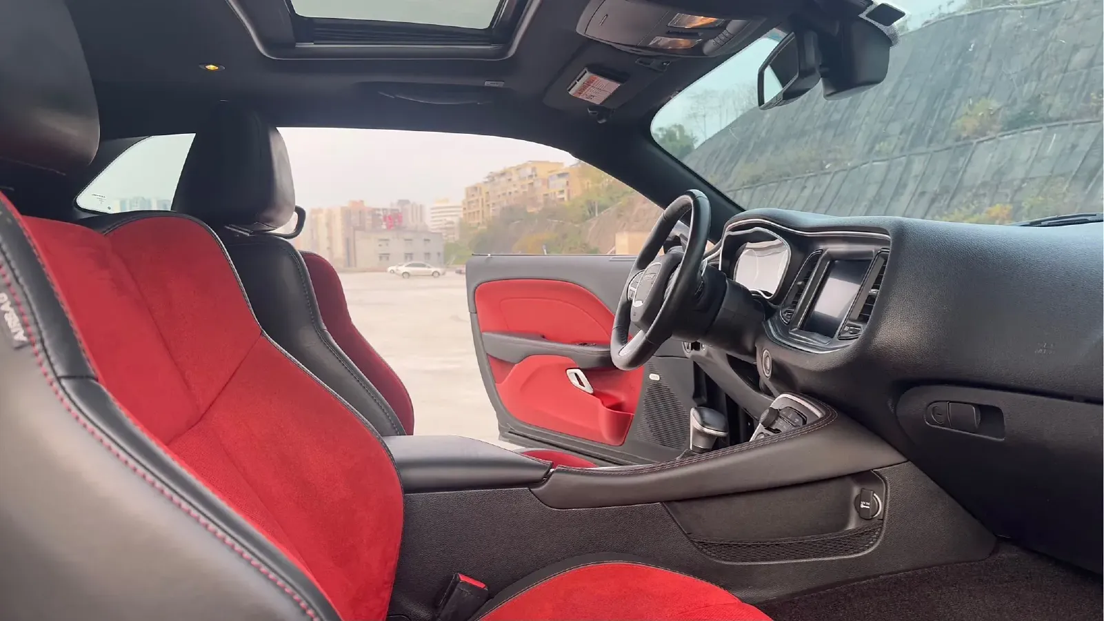 2019 Dodge Challenger SRT 6.2T 728HP V8 8AT,autocango,china used car exporter,china ev exporter,chinese used car exporter,chinese used ev exporter