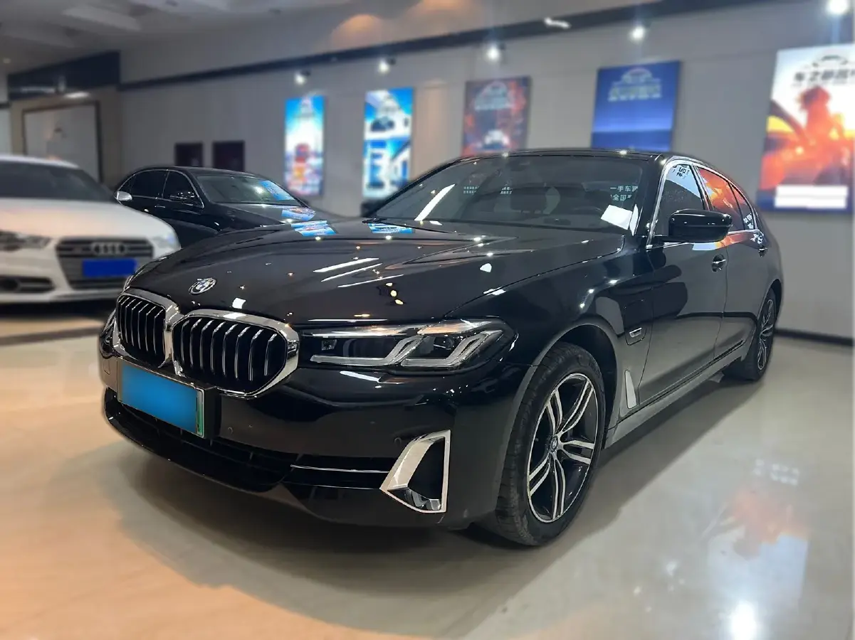 2022 BMW 5 Series 2.0T 184HP L4 8AT PHEV 17.7KWH