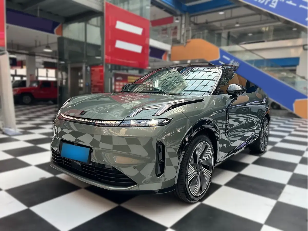 2023 LYNK&CO 08 New Energy 1.5T 163HP L4 3DHT PHEV 39.6KWH