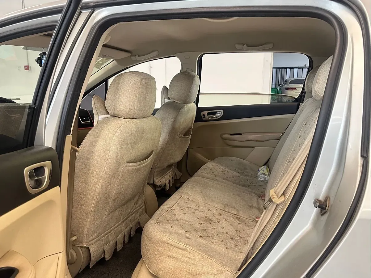 2010 Peugeot 307 1.6L 106HP L4 4AT,autocango,china used car exporter,china ev exporter,chinese used car exporter,chinese used ev exporter